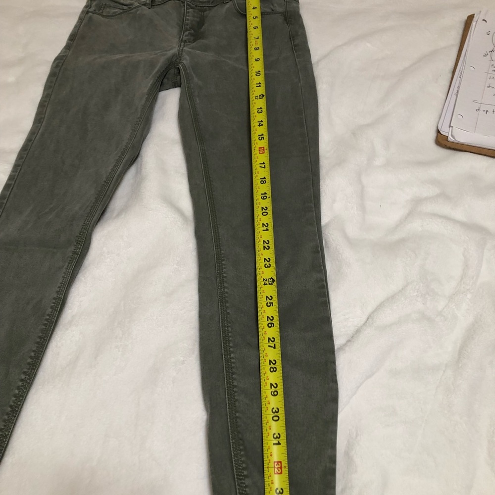 LOFT Green Skinny Jeans
